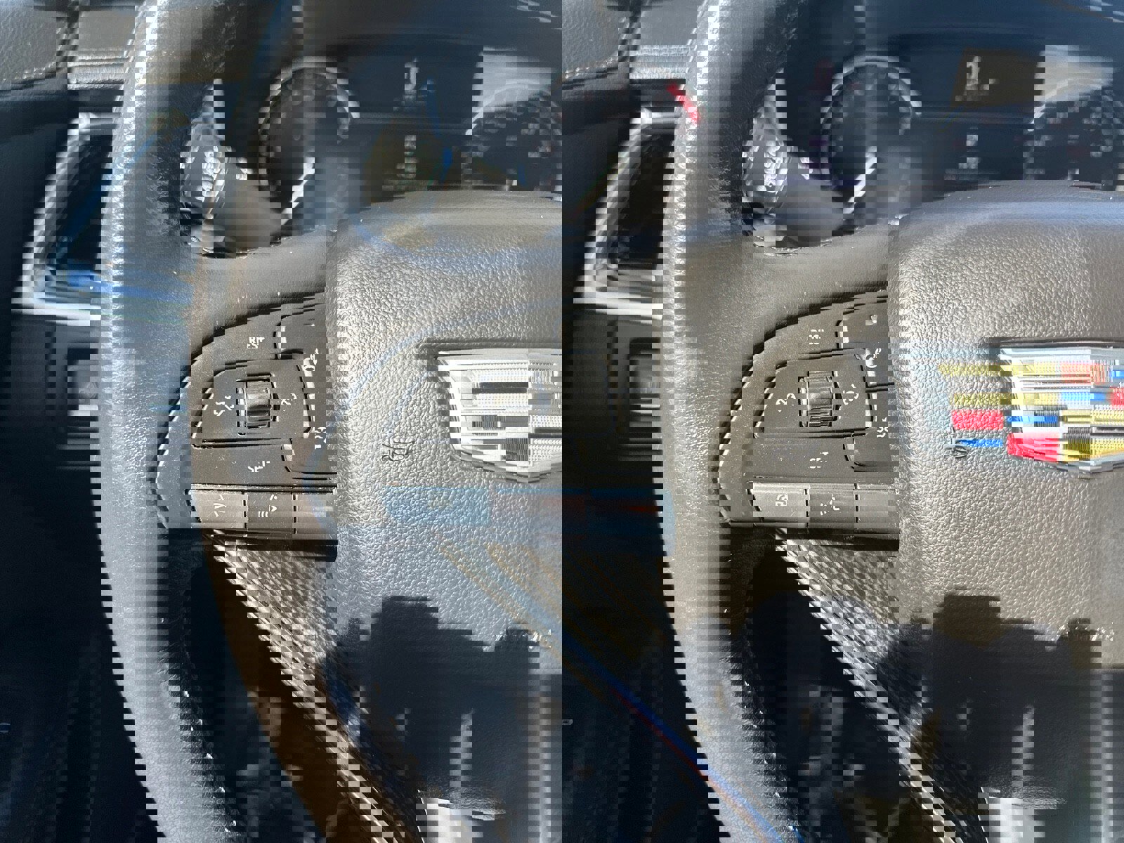 Used 2022 Cadillac XT6 Premium Luxury image 24