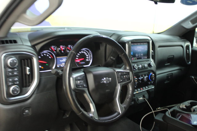 Used 2019 Chevrolet Silverado 1500 RST w/ True North Edition AWD/4WD image 14