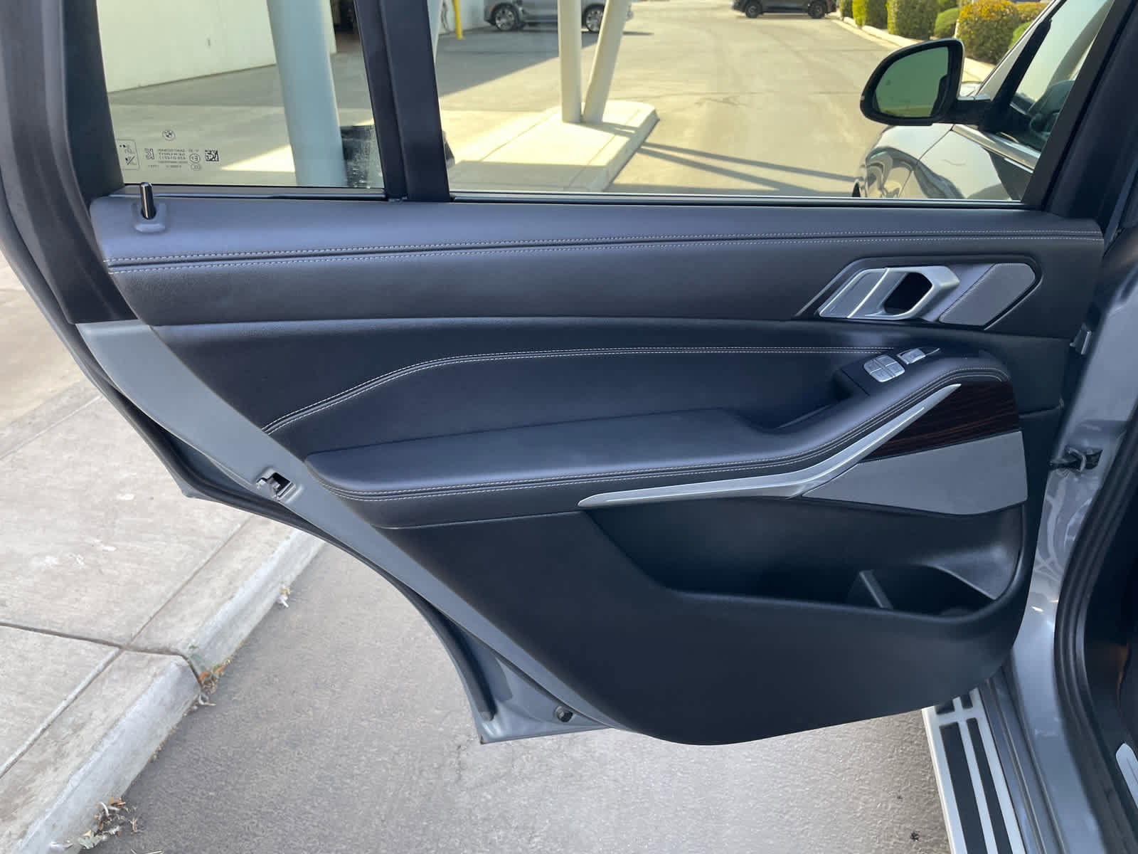 Used 2024 BMW X7 xDrive40i image 17