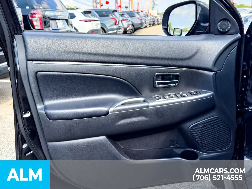 Used 2024 Mitsubishi Outlander Sport SE AWD/4WD image 8