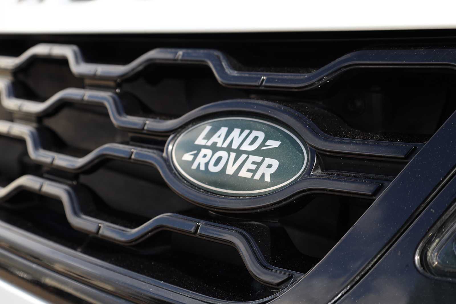 Used 2020 Land Rover Range Rover Evoque SE AWD/4WD image 52