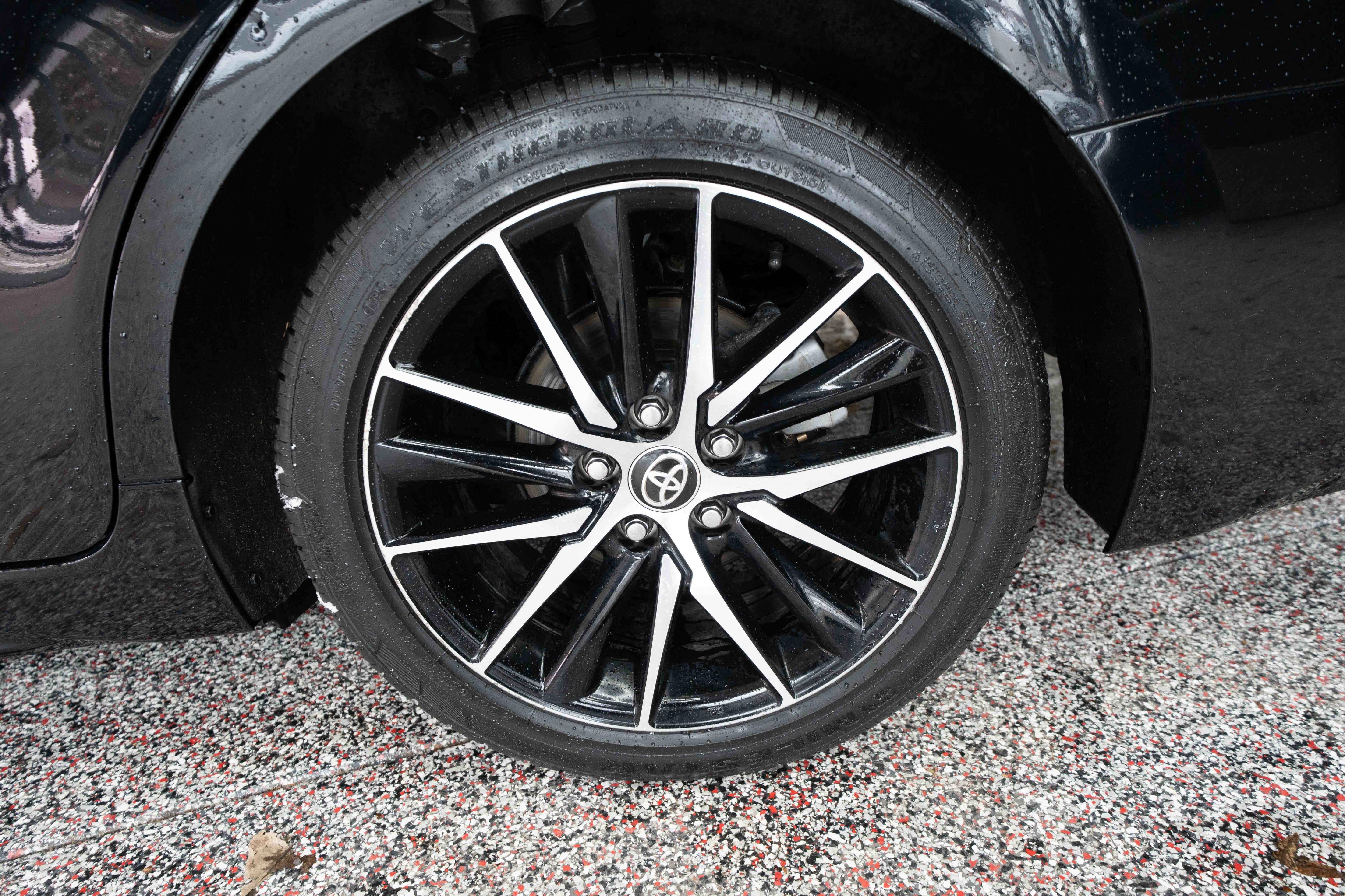 Used 2024 Toyota Camry SE w/ Convenience Package image 28