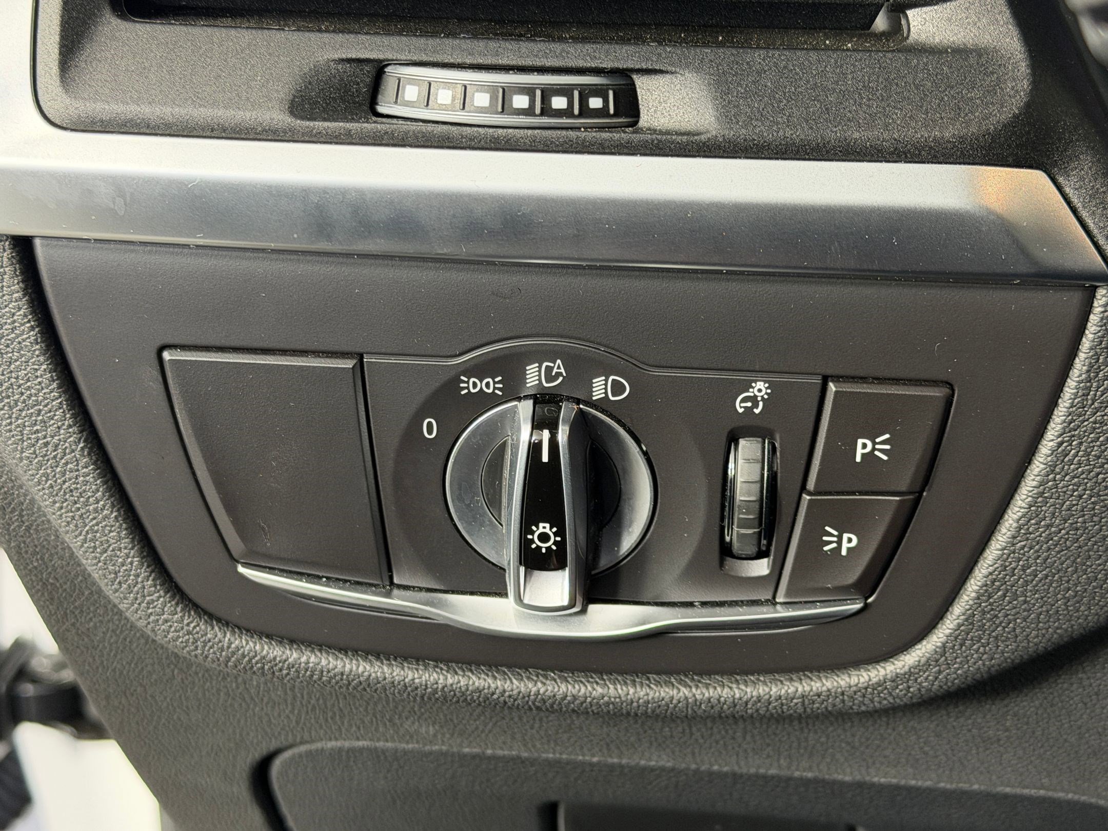 Certified 2024 BMW X3 sDrive30i w/ Convenience Package RWD image 18