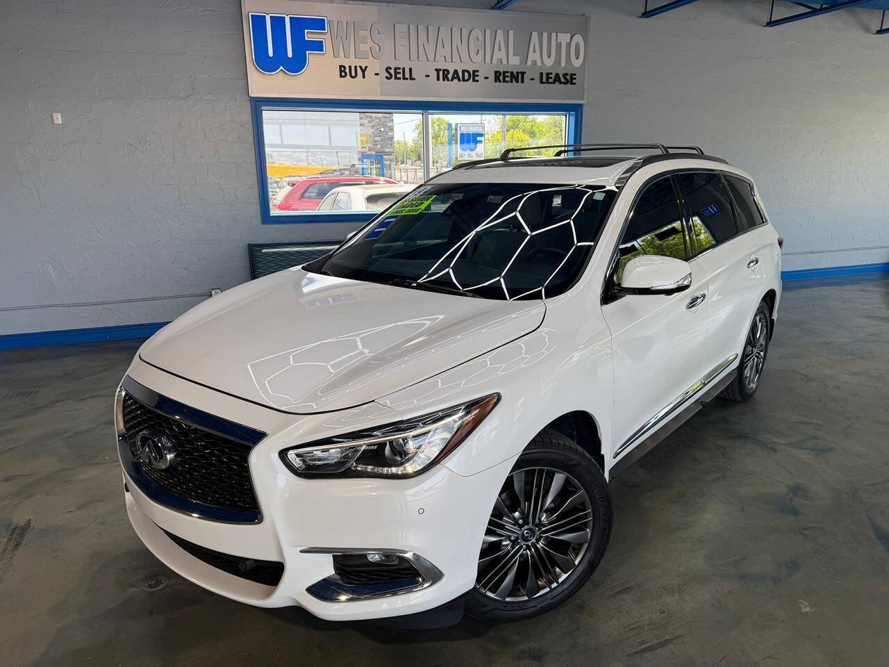 Used 2019 INFINITI QX60 Luxe w/ Limited Package AWD/4WD image 1