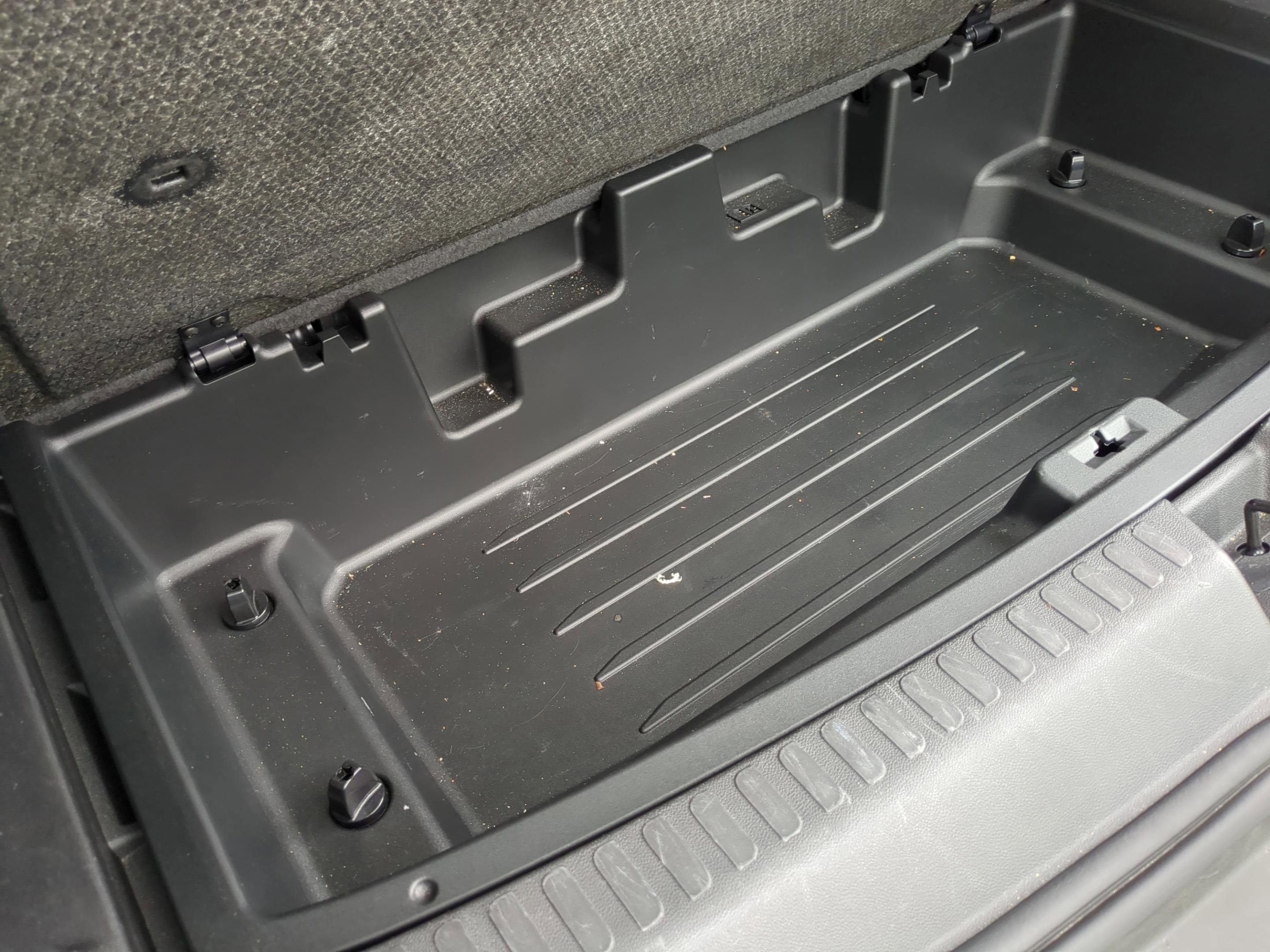 Used 2024 GMC Acadia Elevation image 30