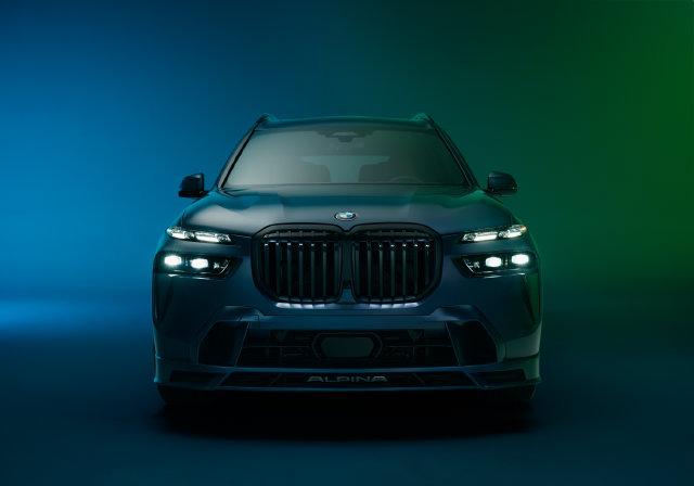 New 2026 BMW ALPINA XB7 AWD/4WD image 6