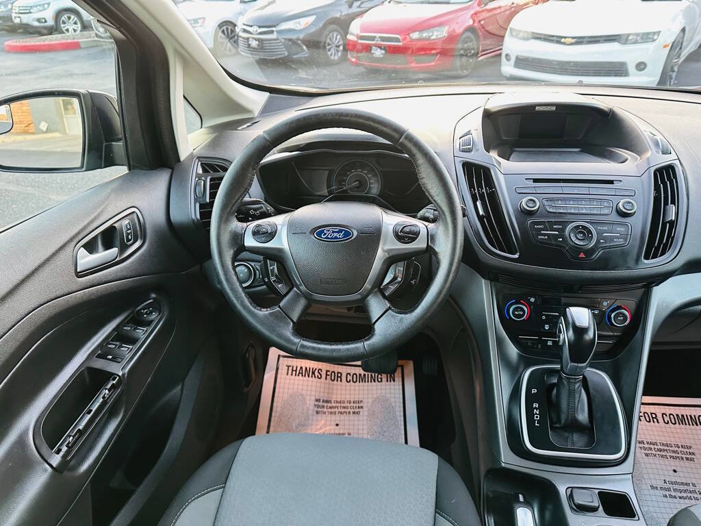 Used 2017 Ford C-MAX SE w/ Interior Protection Package image 11