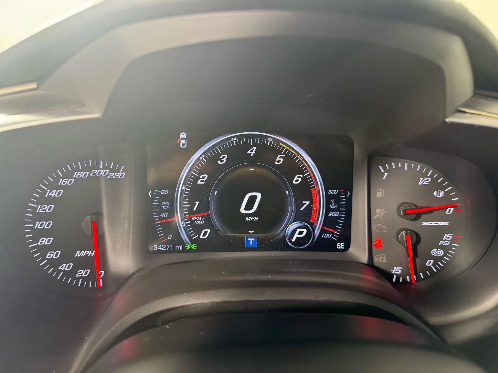 Used 2016 Chevrolet Corvette Z06 w/ 2LZ Preferred Equipment Group image 16