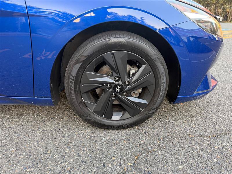 Used 2023 Hyundai Elantra SEL FWD image 18