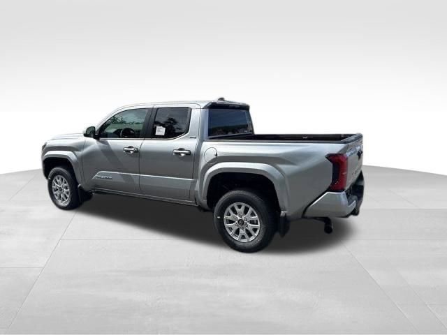 New 2025 Toyota Tacoma SR5 image 3