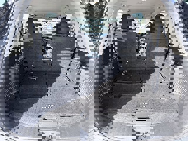 Certified 2017 Nissan Rogue SV w/ SV Premium Package image 25