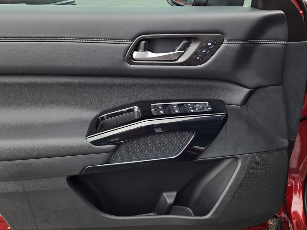 New 2026 Nissan Pathfinder SL w/ SL Premium Package image 18