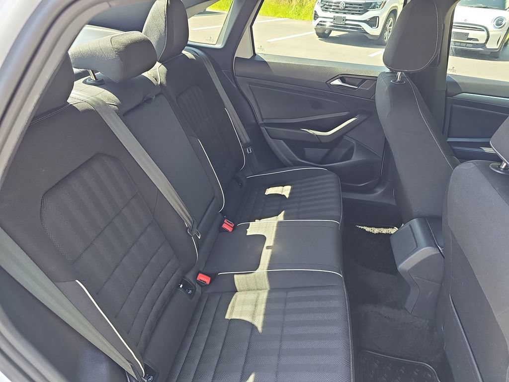 Certified 2023 Volkswagen Jetta Sport FWD image 28