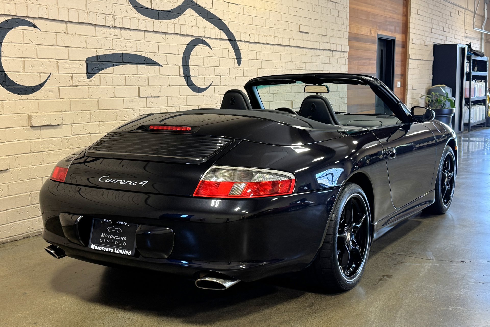 Used 2003 Porsche 911 Carrera 4 AWD/4WD image 7