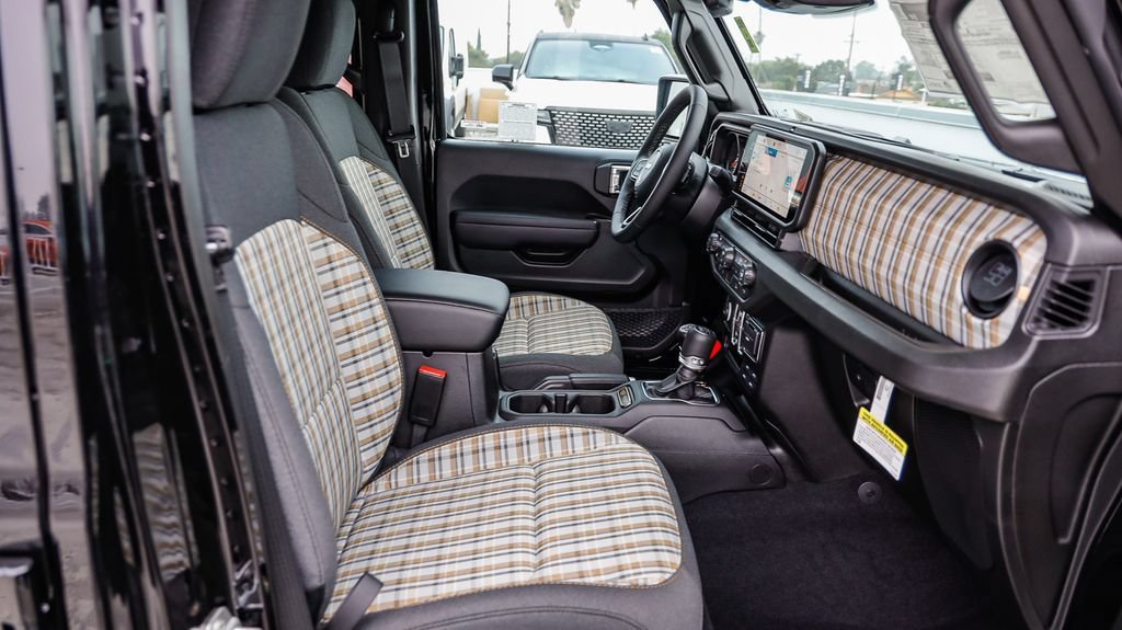 New 2026 Jeep Gladiator Sport AWD/4WD image 21