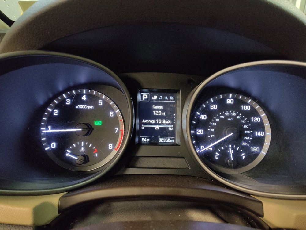 Used 2017 Hyundai Santa Fe Sport w/ Cargo Package image 23