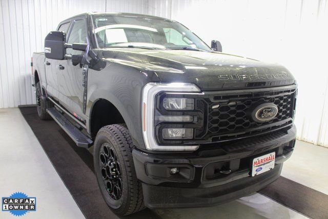Used 2025 Ford F350 Lariat w/ Black Appearance Package