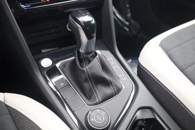 New 2026 Volkswagen Taos SE AWD/4WD image 18