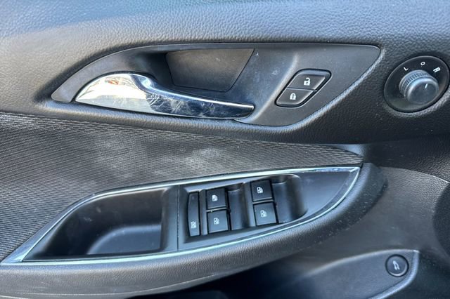 Used 2016 Chevrolet Cruze LT image 11