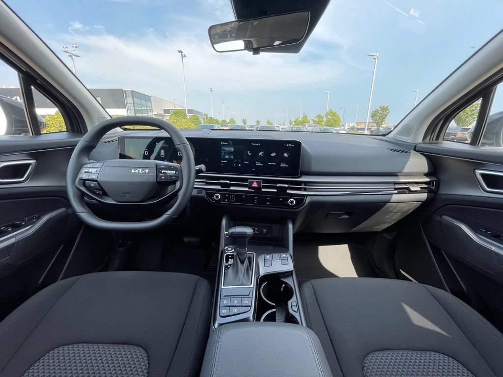 New 2026 Kia Sportage LX w/ LX Convenience Package FWD image 27