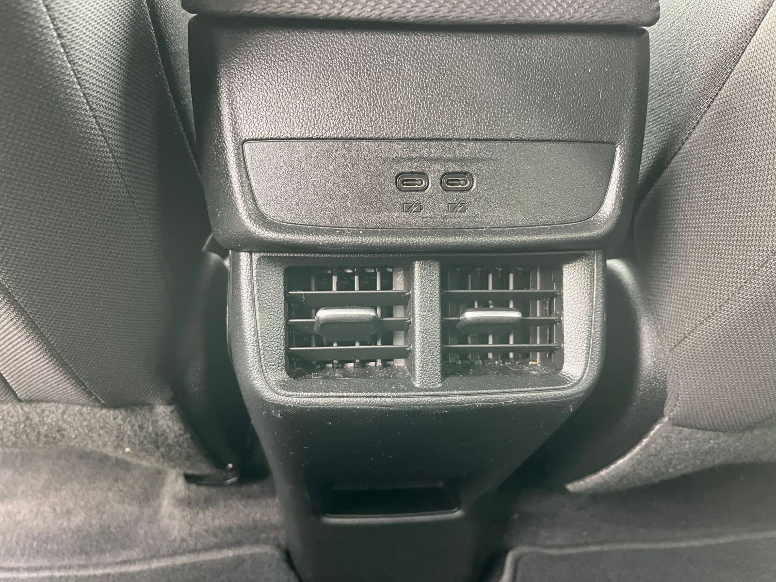 Used 2025 Chevrolet Equinox LT image 24