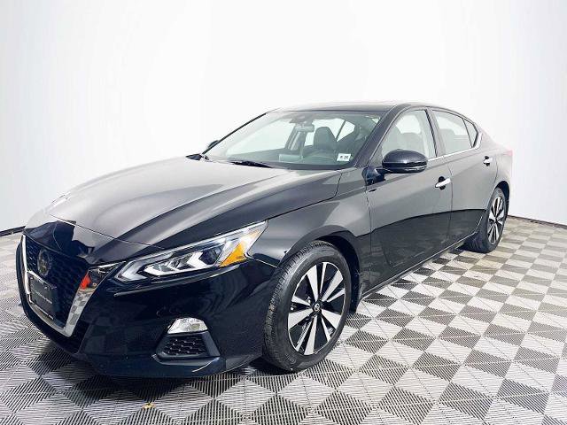 Certified 2021 Nissan Altima 2.5 SV w/ SV Premium Package