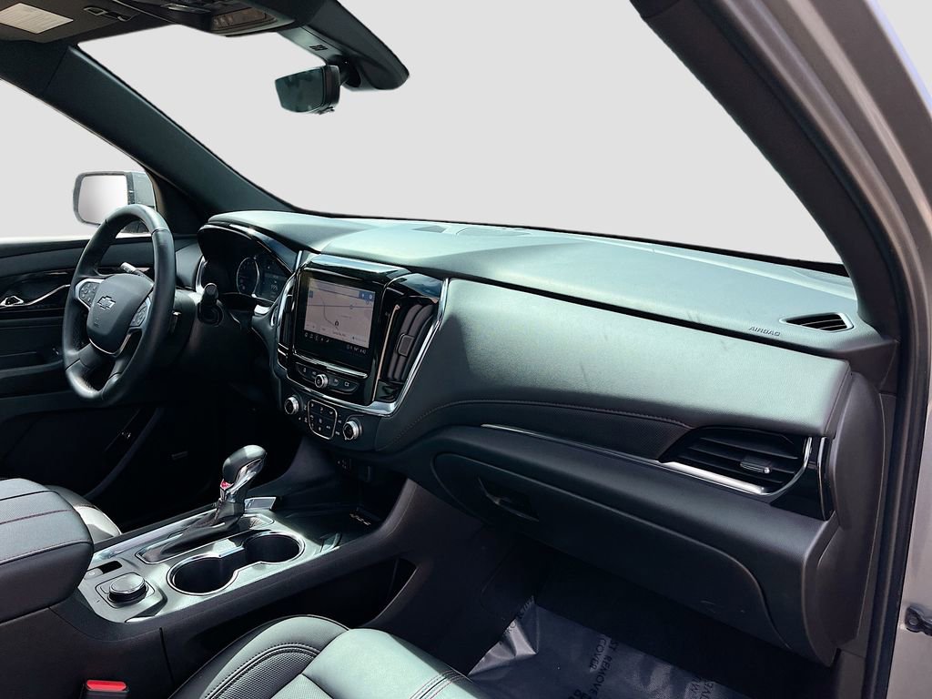 Used 2023 Chevrolet Traverse RS w/ LPO, Cargo Package image 32