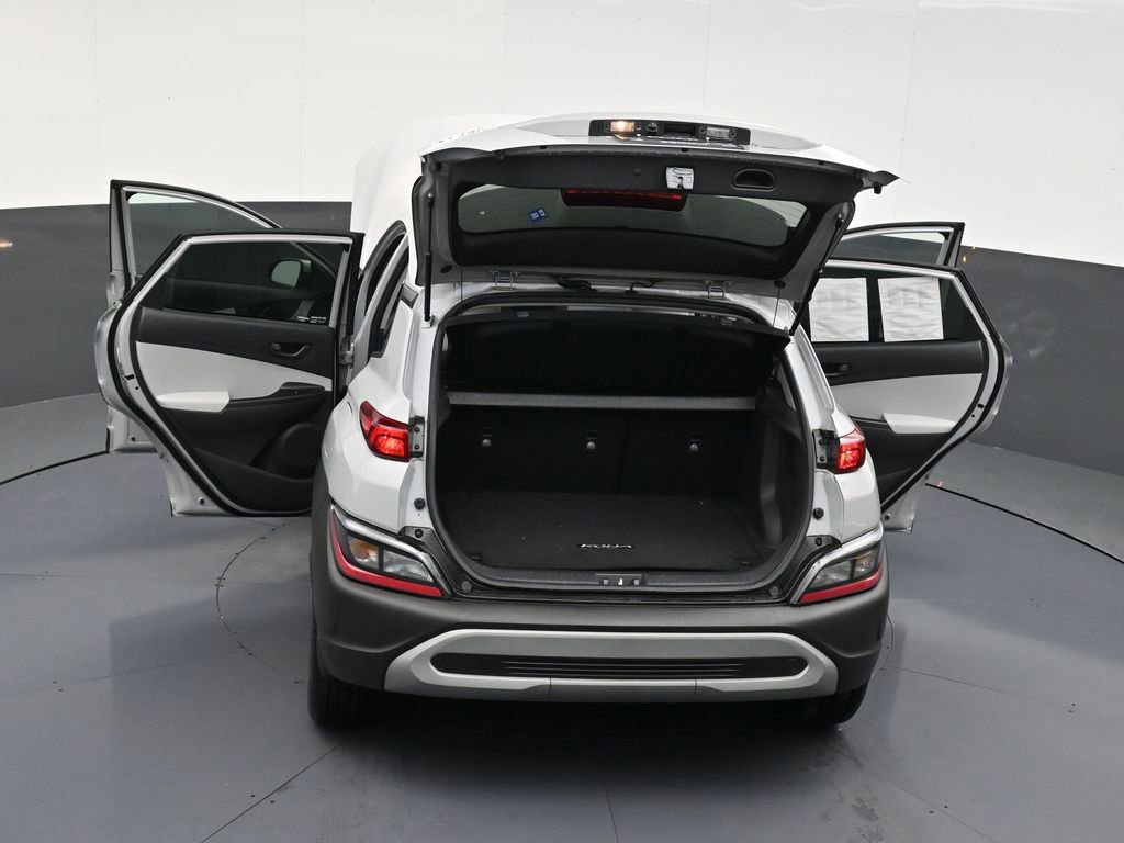 Used 2022 Hyundai Kona SEL image 32