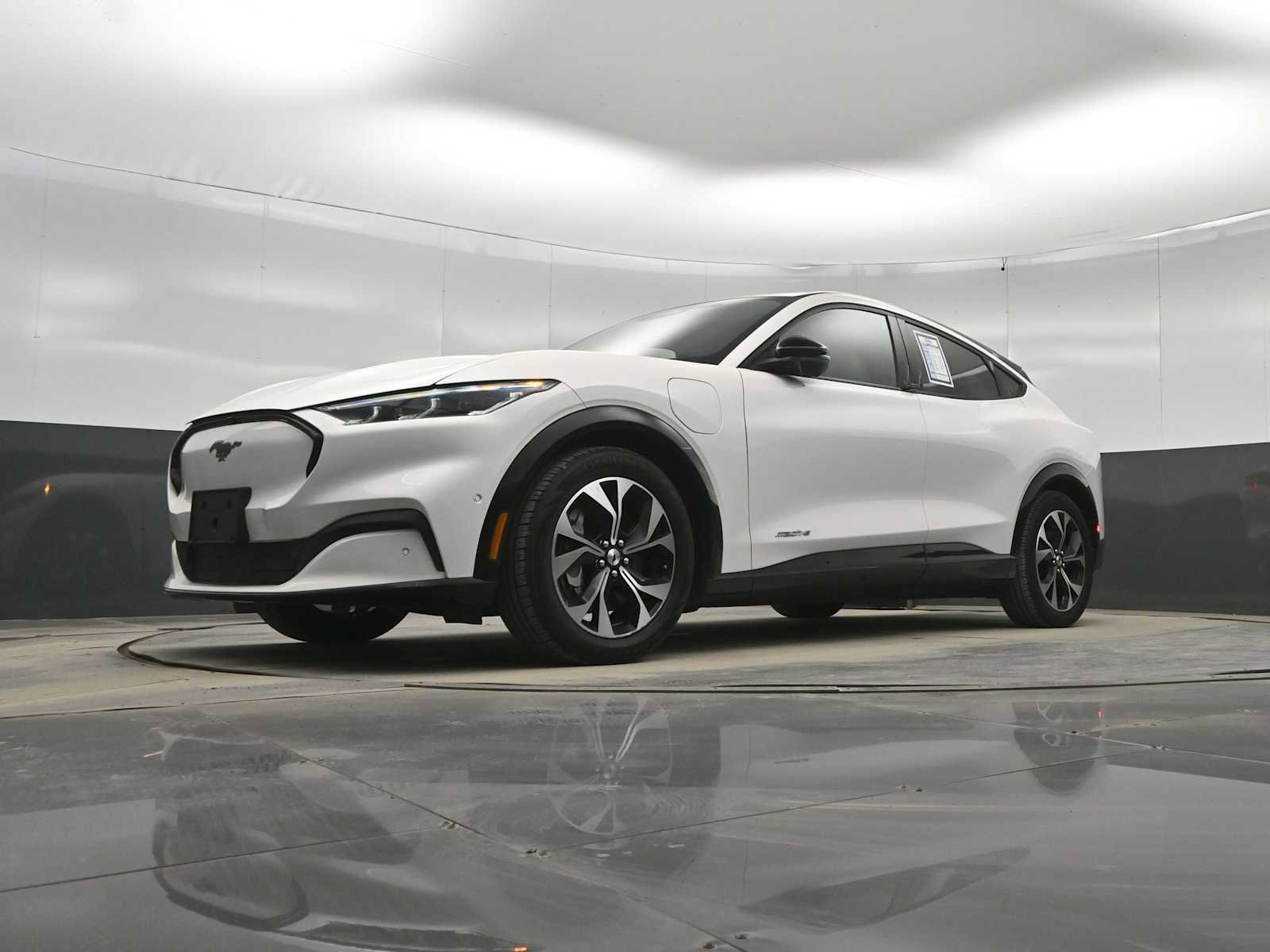 Used 2021 Ford Mustang Mach-E Premium image 29