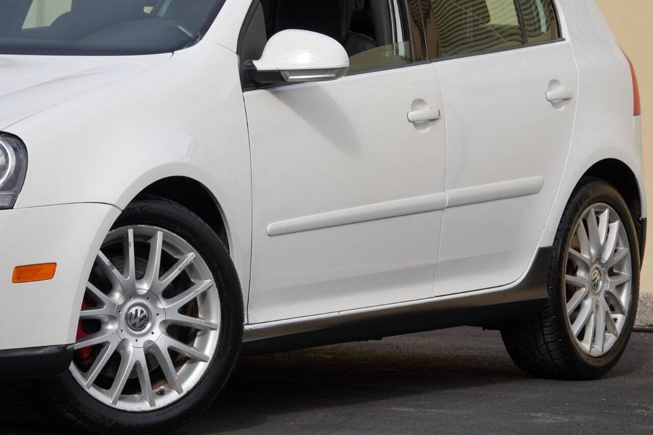Used 2007 Volkswagen GTI 4-Door FWD image 8