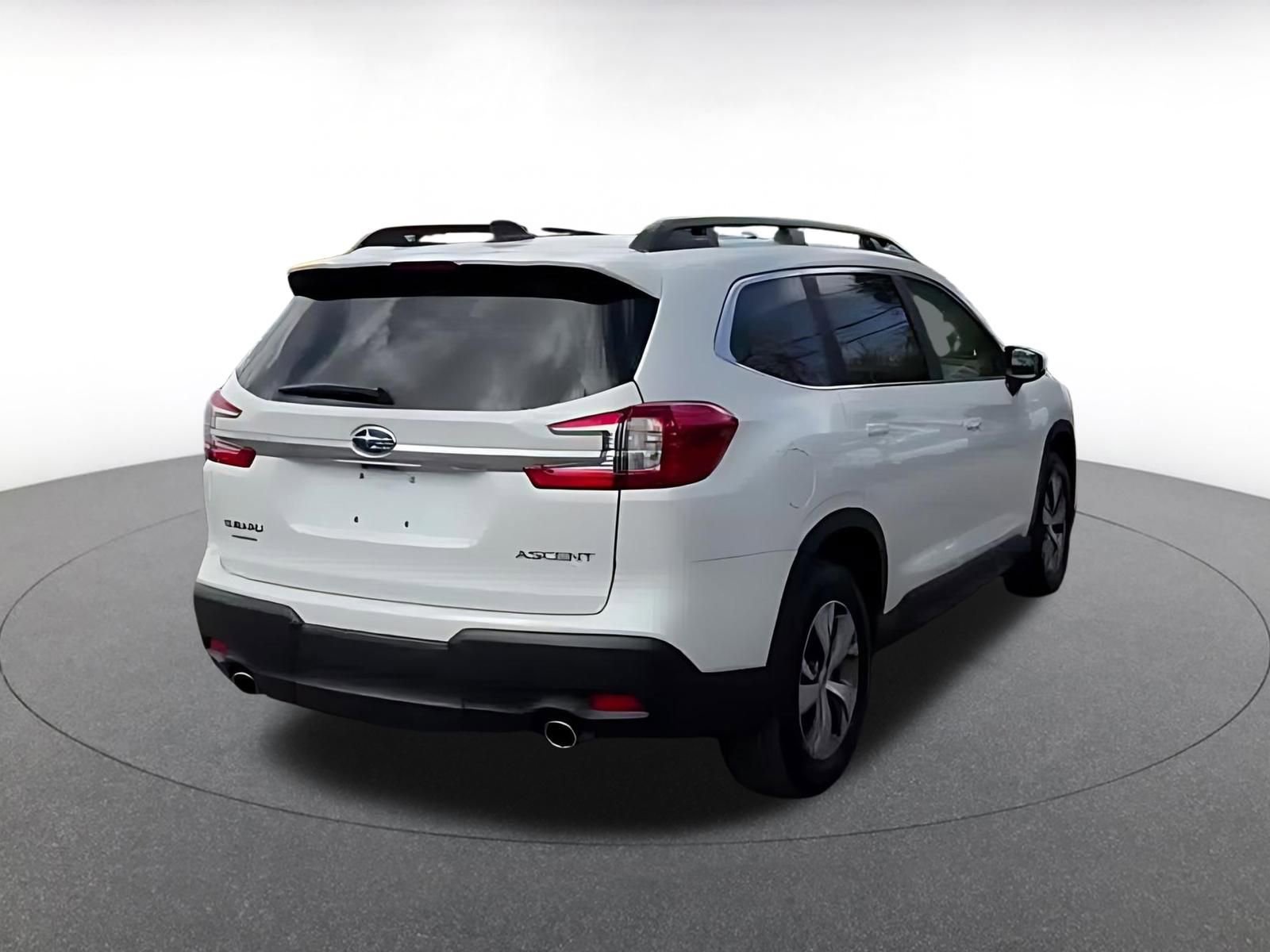Used 2025 Subaru Ascent Premium AWD/4WD image 14