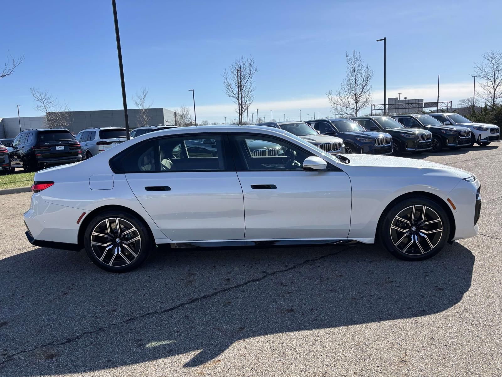 New 2026 BMW 760i xDrive AWD/4WD image 4