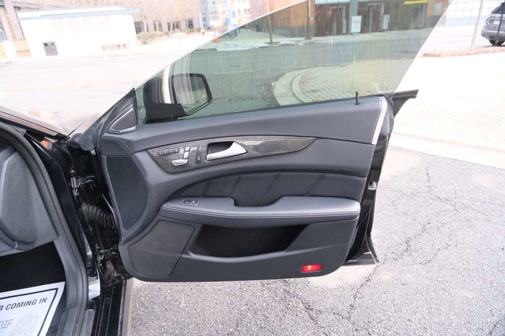 Used 2018 Mercedes-Benz CLS 550 4MATIC image 35