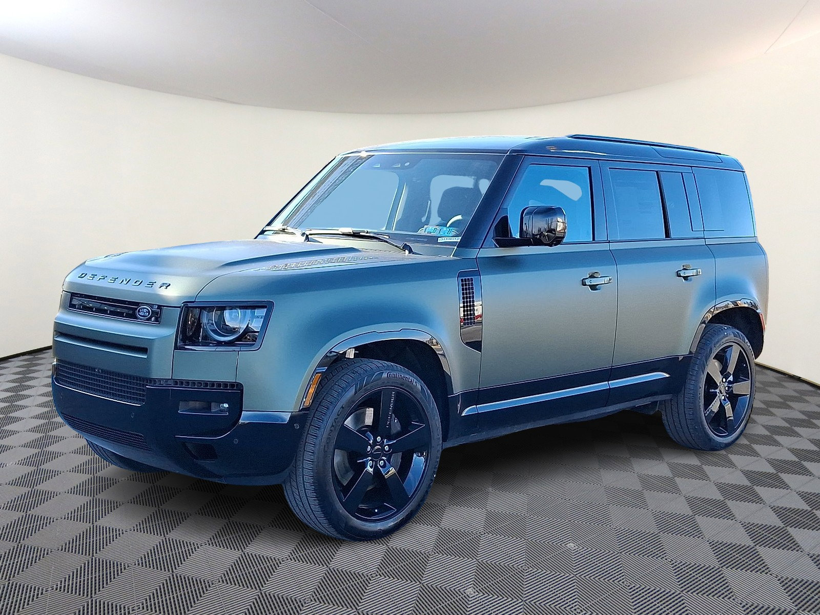 New 2026 Land Rover Defender 110 X-Dynamic SE