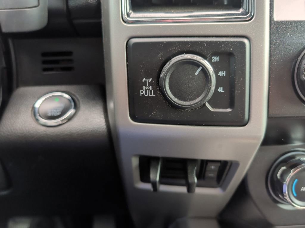 Used 2020 Ford F250 Lariat w/ Lariat Ultimate Package AWD/4WD image 14