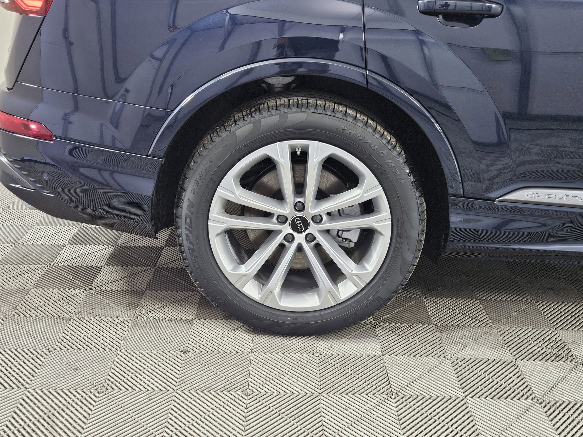 New 2026 Audi Q7 3.0T Prestige AWD/4WD image 9