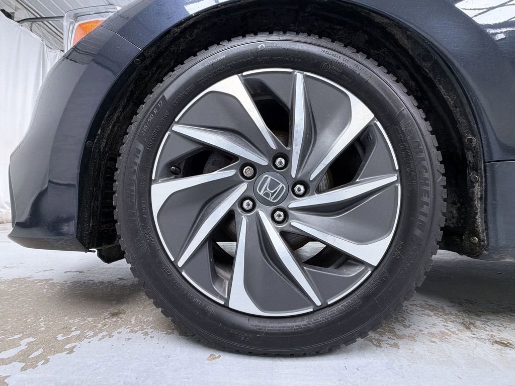 Used 2020 Honda Insight Touring image 14