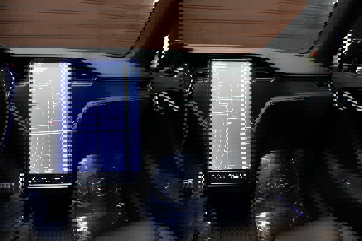 Used 2020 Tesla Model S Performance image 50