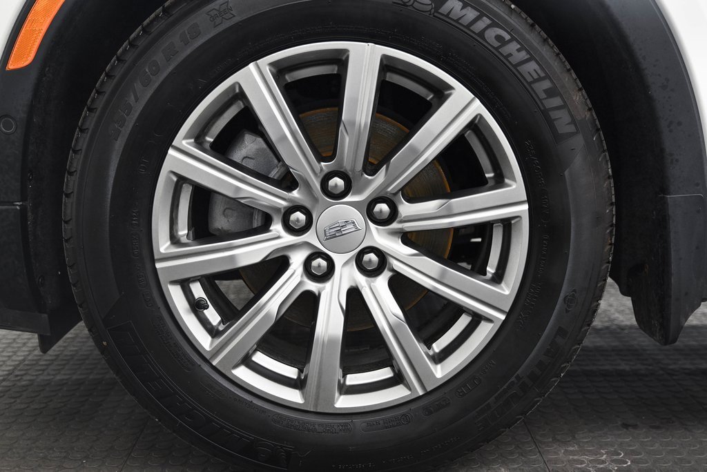 Used 2022 Cadillac XT4 Premium Luxury image 8