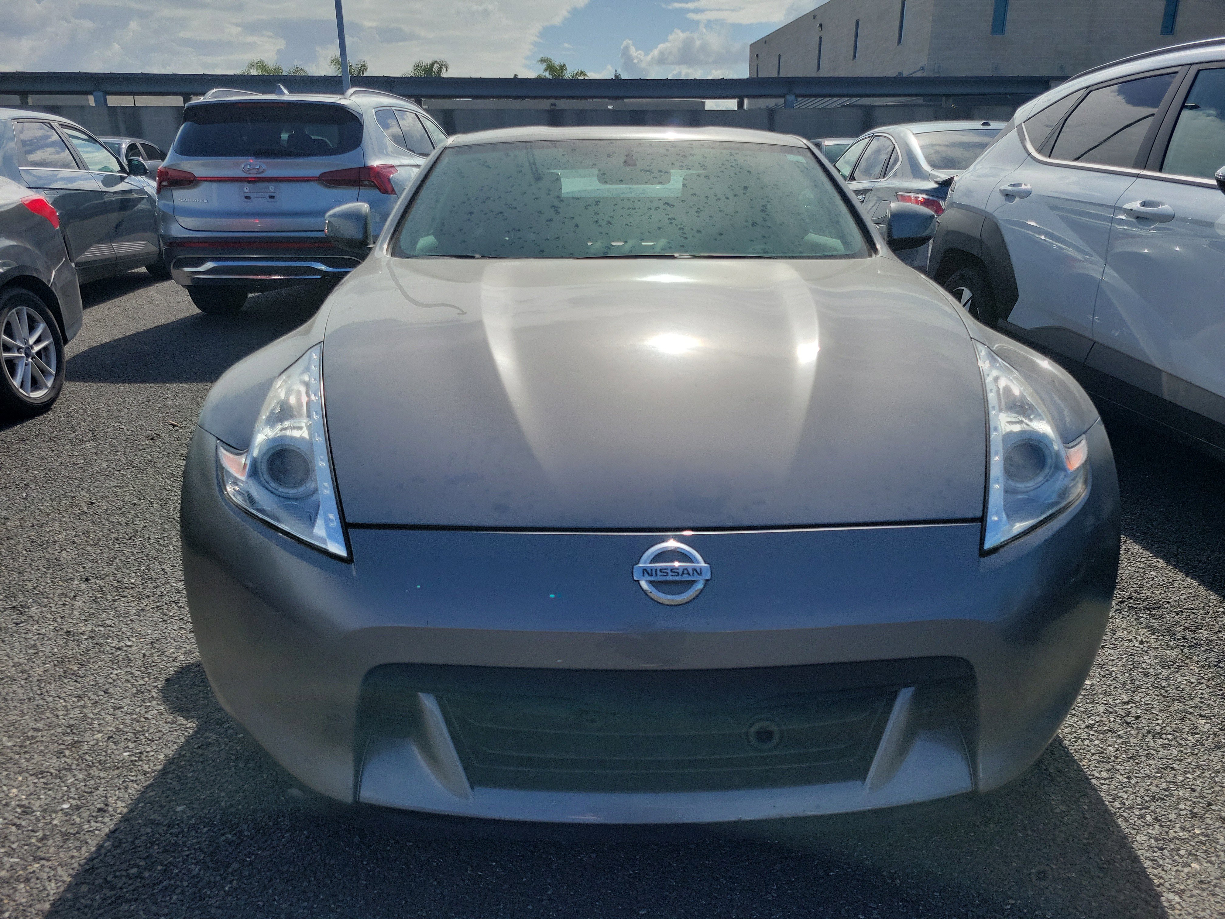Used 2009 Nissan 370Z Touring w/ Sport Pkg RWD image 2