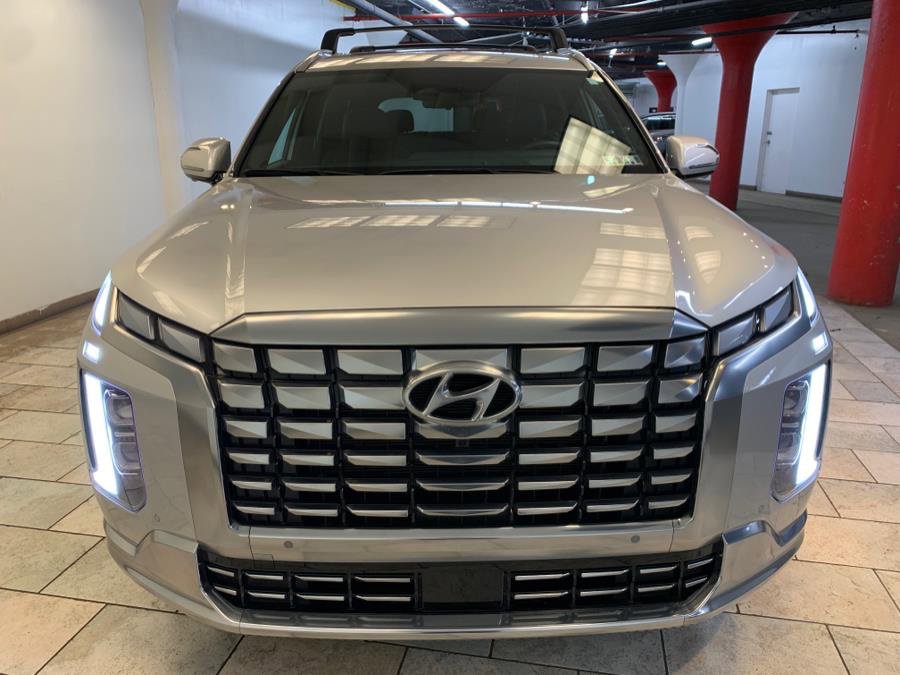 Used 2025 Hyundai Palisade Calligraphy image 2