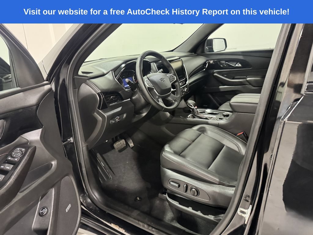 Used 2023 Chevrolet Traverse RS AWD/4WD image 15