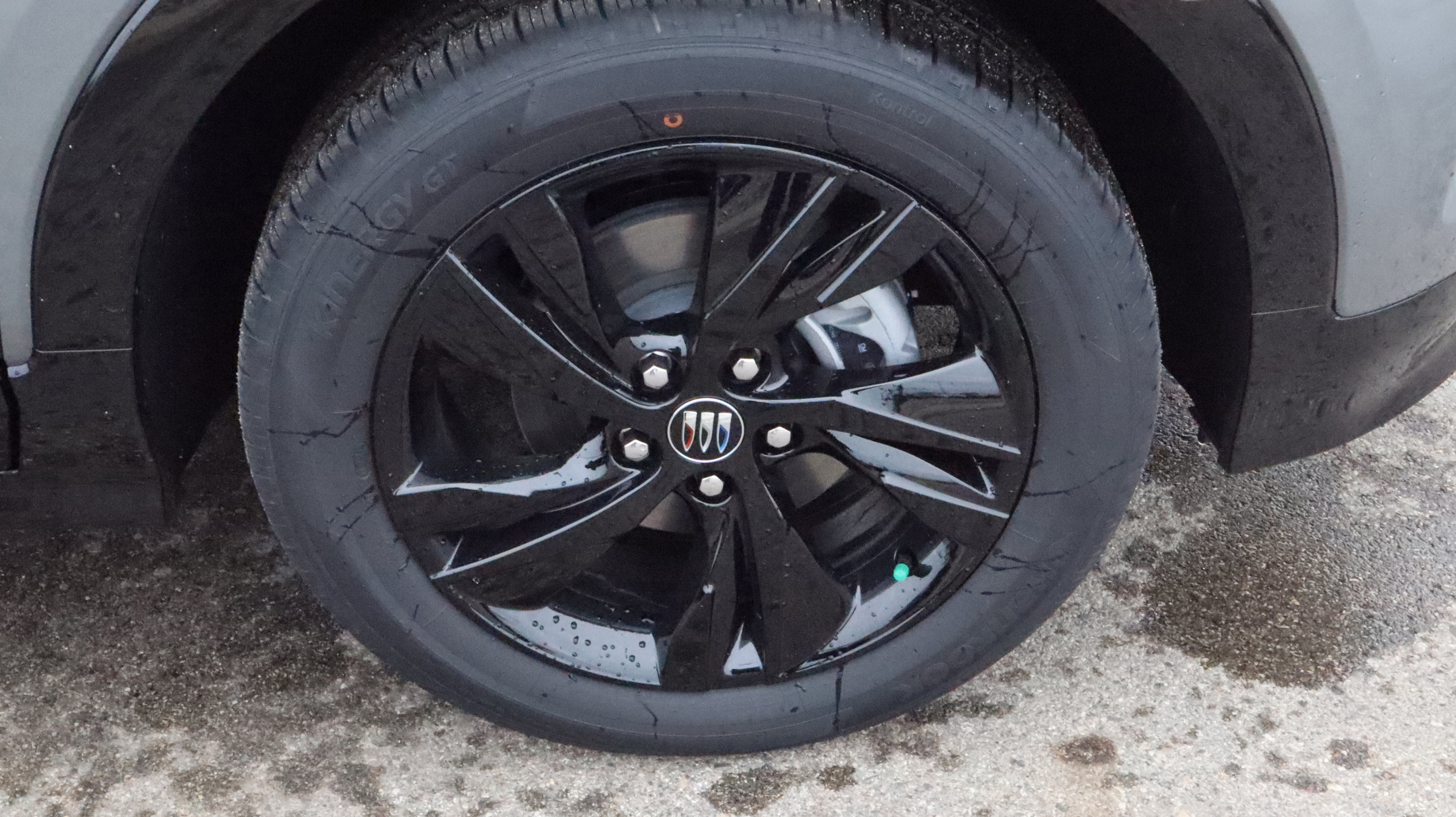 New 2026 Buick Encore GX Sport Touring w/ Advanced Technology Package FWD image 17