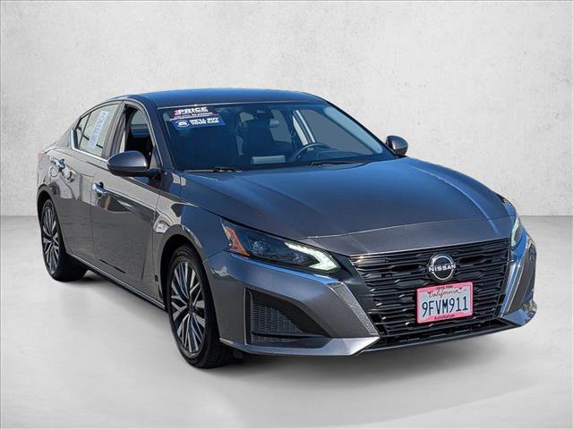 Used 2023 Nissan Altima 2.5 SV FWD image 3
