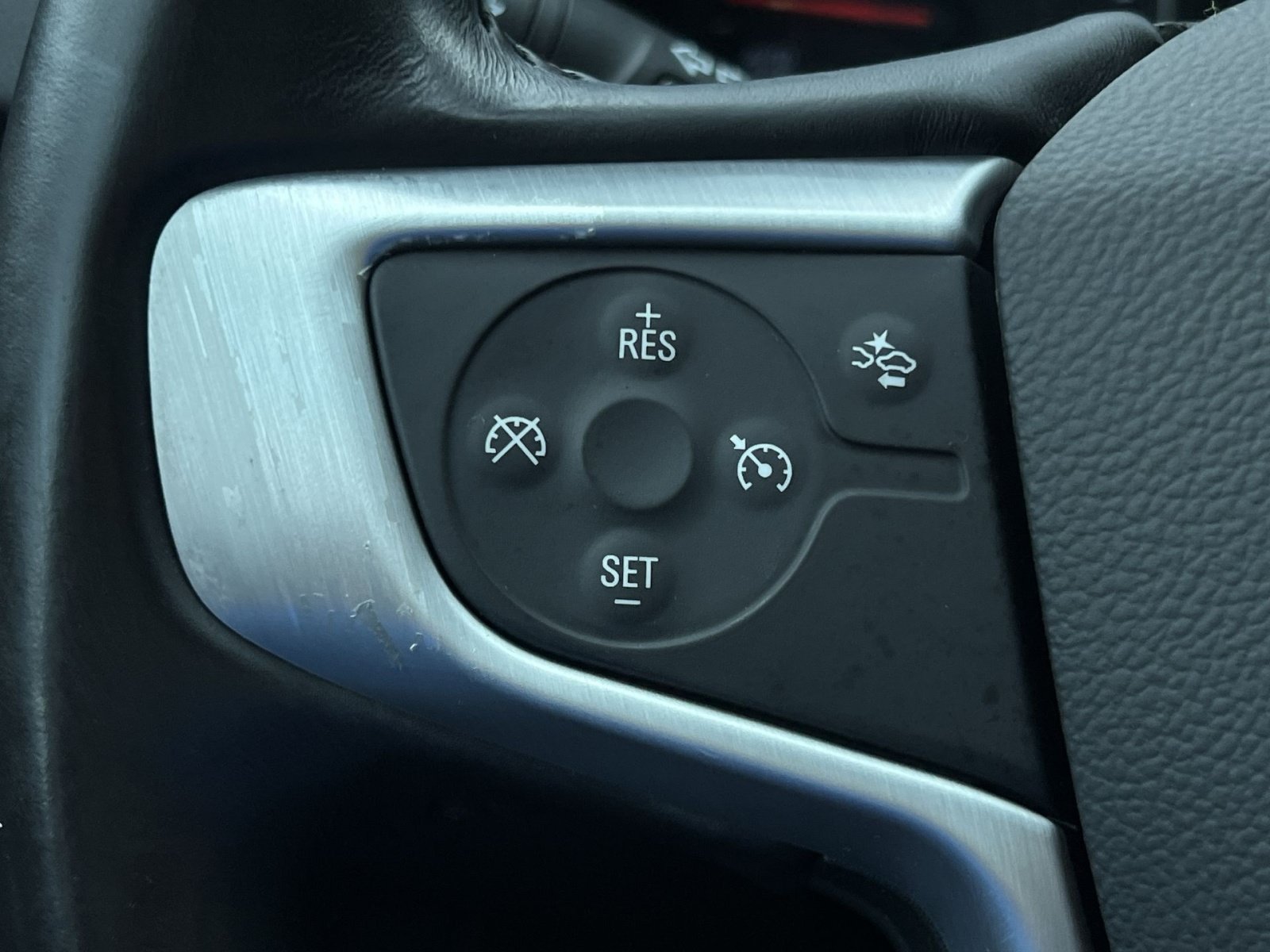 Used 2021 GMC Terrain SLE FWD image 22
