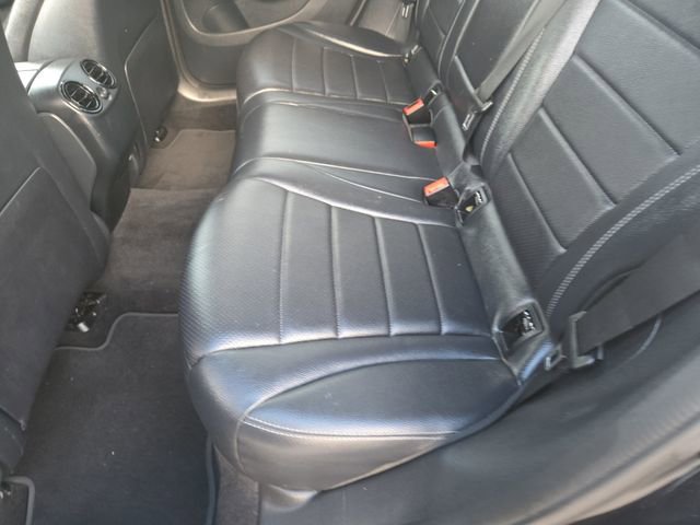 Used 2019 Mercedes-Benz GLC 350e 4MATIC image 32