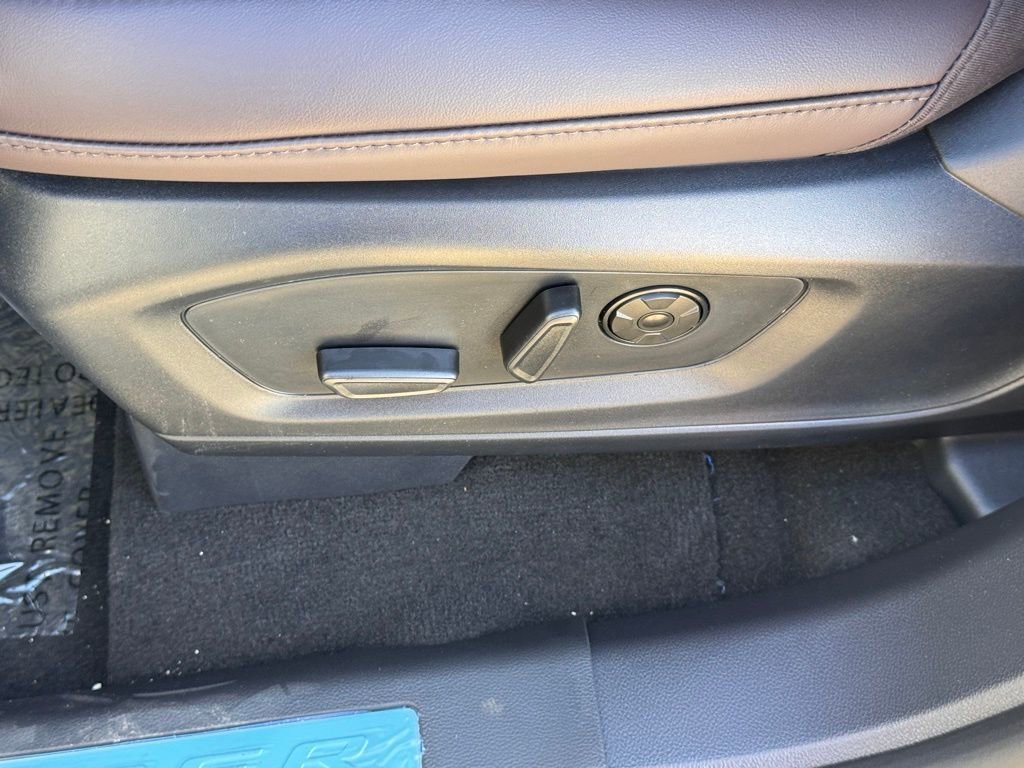 New 2026 Ford Explorer Platinum image 18