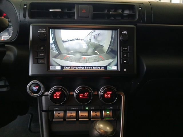 Used 2024 Toyota GR86 Premium RWD image 19