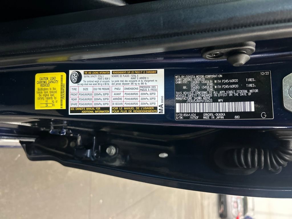 Used 2023 Toyota 4Runner Limited image 31