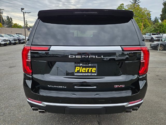 New 2026 GMC Yukon Denali w/ Denali Reserve Package AWD/4WD image 4